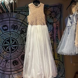 girls formal dress ✧∘* ೃ ⋆｡˚.